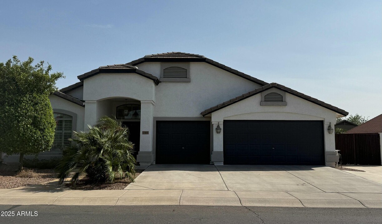 795 E Canyon Way in Chandler, AZ - Building Photo