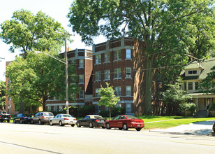 Cynwyd Manor in Lakewood, OH - Foto de edificio - Building Photo