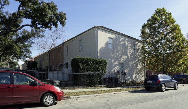 1839-1863 Laurel St in New Orleans, LA - Foto de edificio - Building Photo