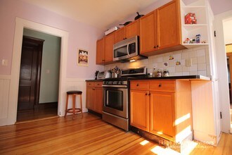 20 Turner St, Unit 1 in Boston, MA - Building Photo - Building Photo