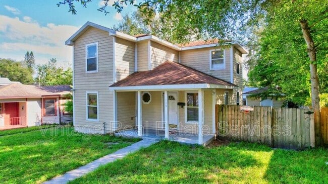 property at 720 Newton Ave S