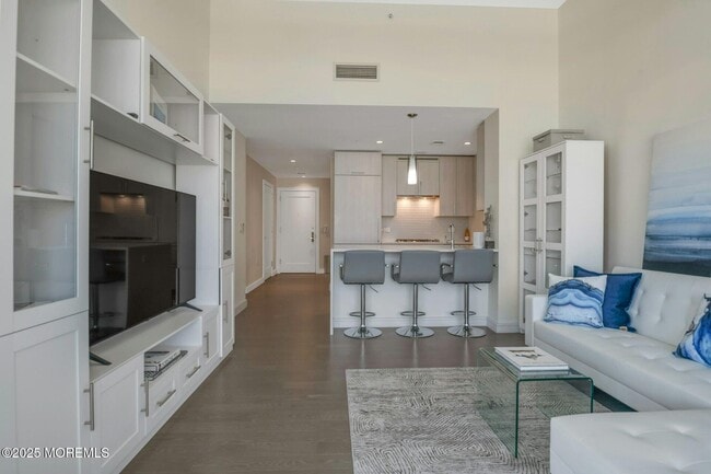 30 Melrose Terrace in Long Branch, NJ - Building Photo - Building Photo