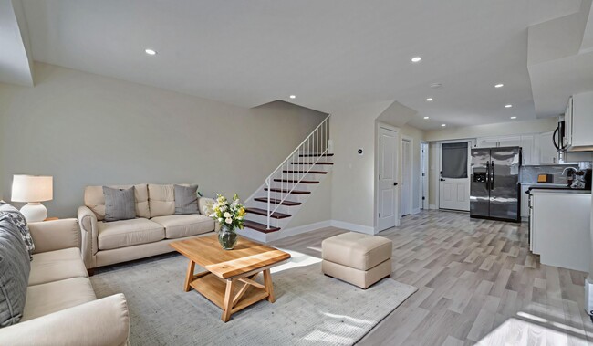 property at 5338 Jay St NE