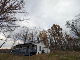 1125 Lily Pad Ln in Chapel Hill, NC - Building Photo