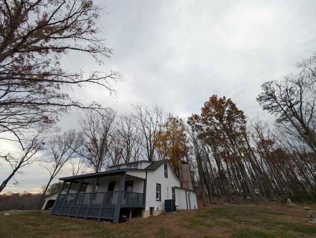 property at 1125 Lily Pad Ln