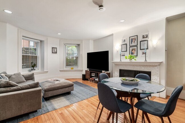 33 Upton St, Unit 1