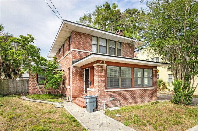 property at 1516 McDuff Ave S