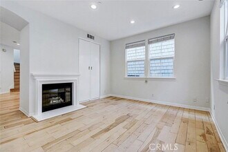 1800 S Pacific Coast Hwy in Redondo Beach, CA - Foto de edificio - Building Photo