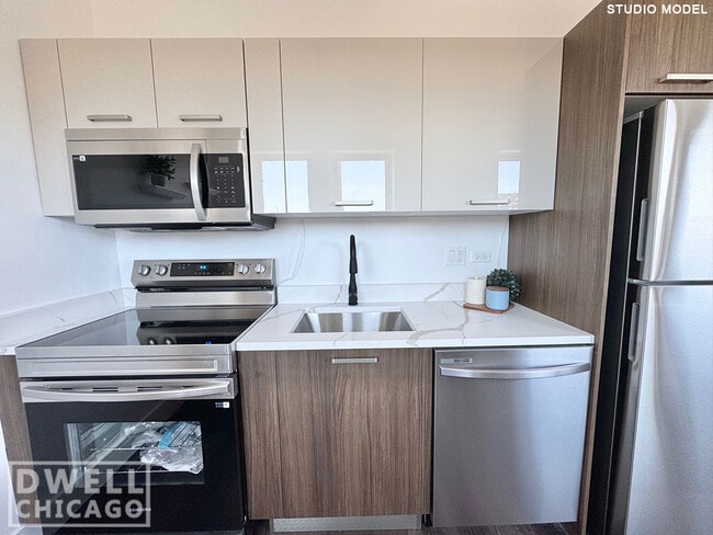 1500 W Hollywood Ave, Unit 1 Bed