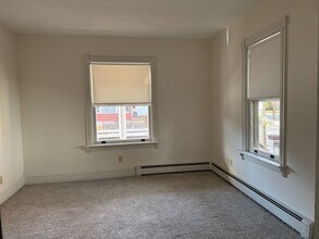 27 N Main St, Unit 27 N.Main St in Richlandtown, PA - Building Photo - Building Photo