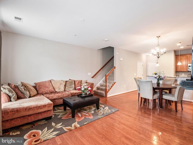 43889 Centergate Dr in Ashburn, VA - Building Photo - Building Photo