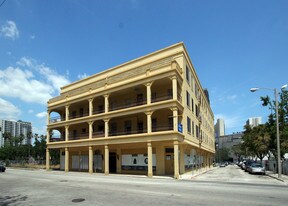 1601-1607 NE 2nd Ave in Miami, FL - Building Photo