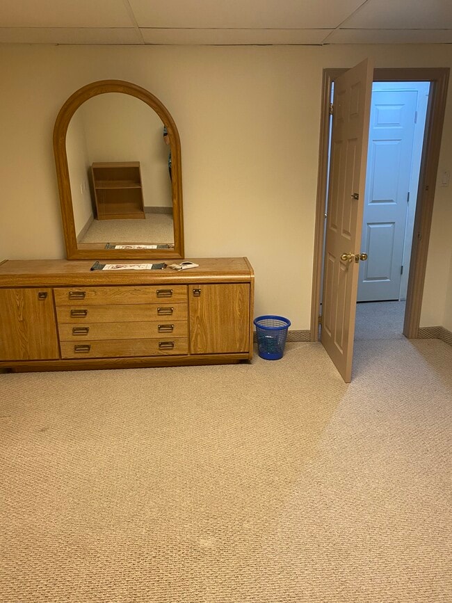 1242 Tynegrove Rd in Mississauga, ON - Building Photo - Building Photo