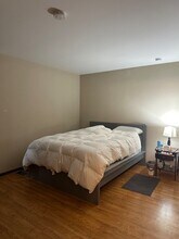 633 W Streamwood Blvd in Streamwood, IL - Building Photo - Building Photo