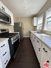 1328 S Bronson Ave in Los Angeles, CA - Building Photo - Building Photo