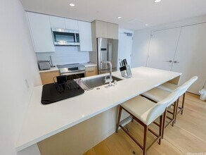 1001 Queen St in Honolulu, HI - Building Photo - Building Photo