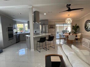 920 Sun Acres Ln in Boynton Beach, FL - Building Photo - Building Photo