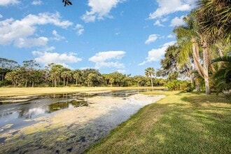 3295 Savannahs Trail in Merritt Island, FL - Building Photo - Building Photo