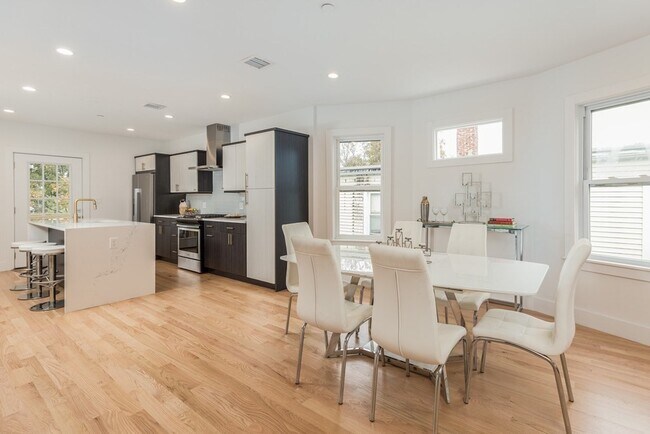 property at 112 King St