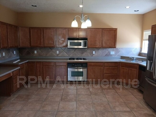 7100 Alexandria Dr NE in Albuquerque, NM - Building Photo - Building Photo