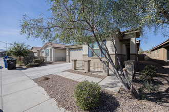 5726 S 30th Glen in Phoenix, AZ - Building Photo - Building Photo