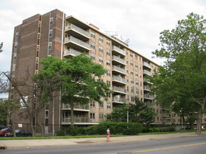 MeadowWood West at Gateway in Brooklyn, NY - Building Photo - Building Photo