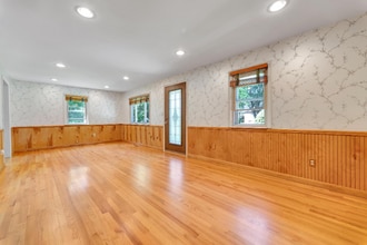 4980 Ainsley Ave in Ann Arbor, MI - Foto de edificio - Building Photo