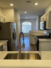 8741 Red Brook Dr in Las Vegas, NV - Building Photo - Building Photo