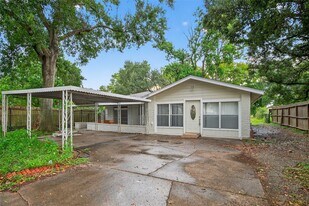 3438 5th St in Stafford, TX - Building Photo