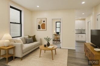 261 Manhattan Ave in Brooklyn, NY - Building Photo - Building Photo