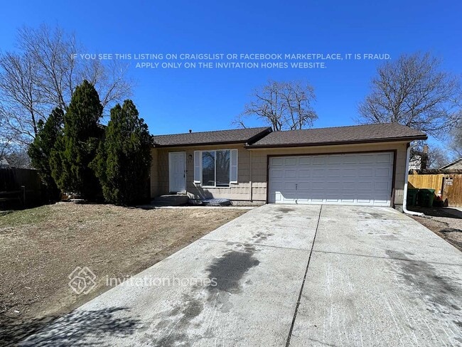 property at 1621 S Rifle St