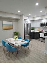 Lolas Place in Flourtown, PA - Building Photo