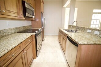 8336 NW 9th Ave in Boca Raton, FL - Building Photo - Building Photo