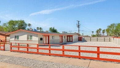 1332 N 50th St in Phoenix, AZ - Building Photo - Primary Photo