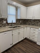 2600 Adams St in Great Bend, KS - Building Photo - Building Photo