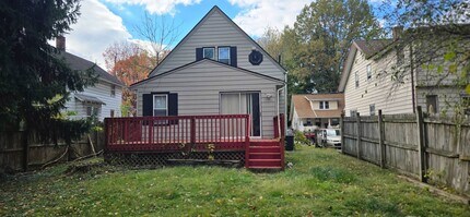 999 Collinwood Ave in Akron, OH - Building Photo - Building Photo