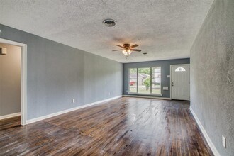 419 E 42nd St in Houston, TX - Building Photo - Building Photo