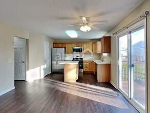 637 Ellen Dr in Cincinnati, OH - Building Photo - Building Photo