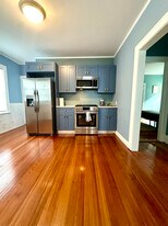 84 11th St, Unit 2 in Providence, RI - Building Photo