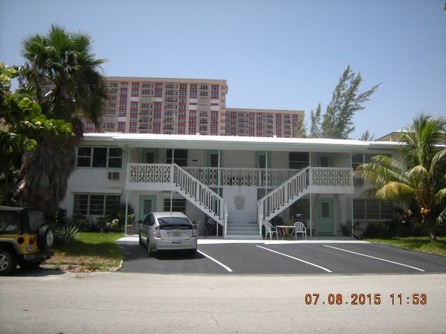 3216 Colony Club Rd in Pompano Beach, FL - Building Photo - Building Photo