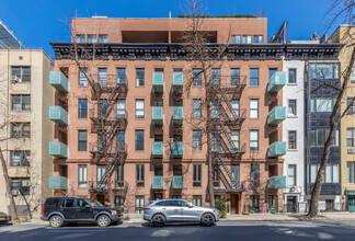 Beekman Hill Co-Op Apartments in New York, NY - Building Photo - Building Photo