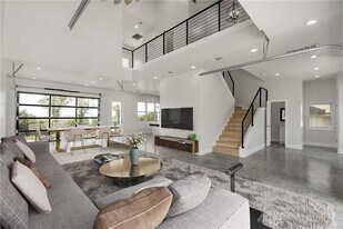 14909 Texas St in Austin, TX - Building Photo
