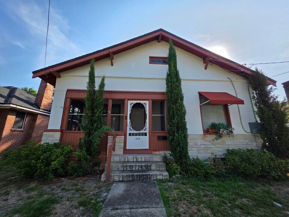 939 Wolfe St in Jacksonville, FL - Building Photo