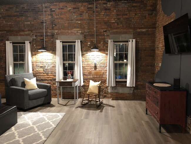 119 E Main St, Unit Historic Loft Apartment