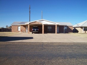 902-906 W 11th St in Muleshoe, TX - Building Photo - Building Photo