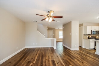 21928 New Forest in Porter, TX - Building Photo - Building Photo