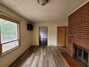 605 Clark Ave in Rothschild, WI - Building Photo - Building Photo