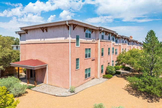 Mesa Hills Senior Living in Albuquerque, NM - Building Photo - Building Photo