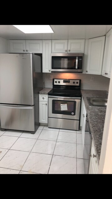 2075 SW 122nd Ave in Miami, FL - Building Photo - Building Photo