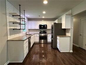 1909 Cindy Dr in Decatur, GA - Building Photo - Building Photo